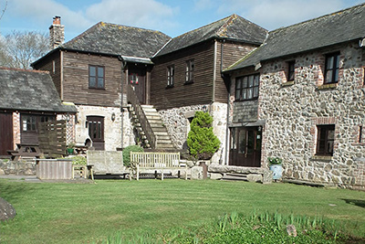 Gulliver Holiday Cottage - Sleeps 12 + cot