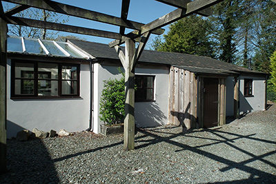 Lilliput Holiday Cottage - Sleeps 4 + cot